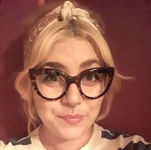 Meet your Posher, Katherine